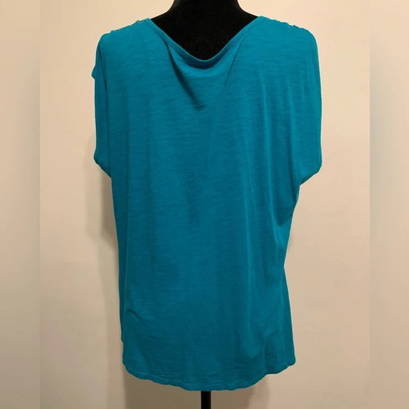 THE NORTH FACE Cap Sleeve Button on Shoulders‎ Shirt in Teal - Picture 3 of 8